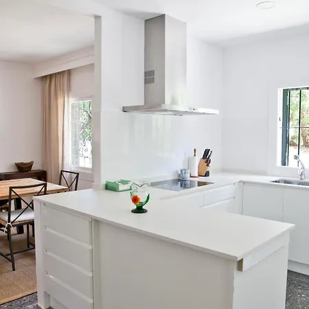 Villa Las Maravillas, 250m From The Beach
